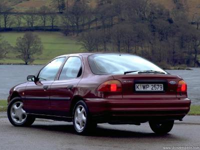 Ford Mondeo 1 2.0i (1993)