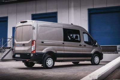 Ford Transit 2020 Double-Cab L3H2 390 E-Transit 198kW (2023)