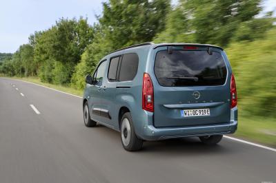 Opel Combo E Life 2024 L2H1 1.5 Diesel 130HP (2024)