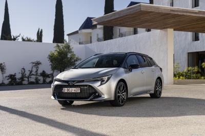 Toyota Corolla E210 Touring Sports 2023 1.8 Hybrid (2023)