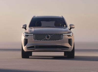 Volvo XC90 2025 Plug-in Hybrid T8 AWD (2024)