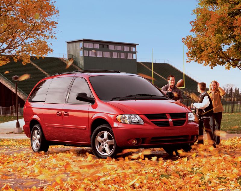 Dodge Grand Caravan 2005 image