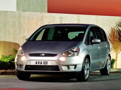 Ford S-Max Trend 2.0 FFV (2010)