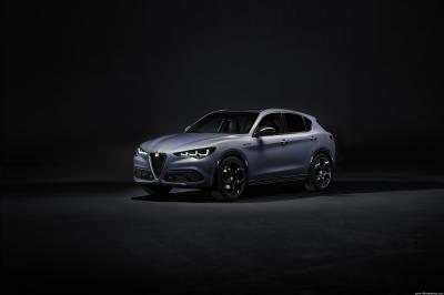 Alfa Romeo Stelvio 2023 2.0 Turbo 16V Q4 AT8 (2023)