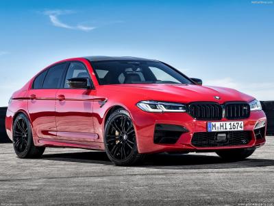 2023 BMW M5 Sedan Interior Dimensions: Seating, Cargo Space & Trunk Size -  Photos