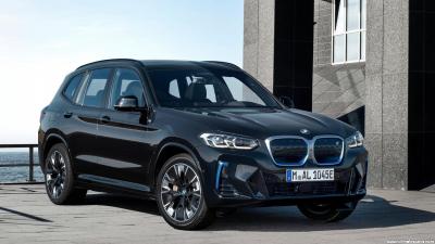BMW iX3  (2021)