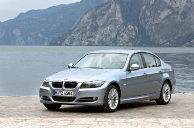 BMW E90 3 Series LCI 320d xDrive (2010)