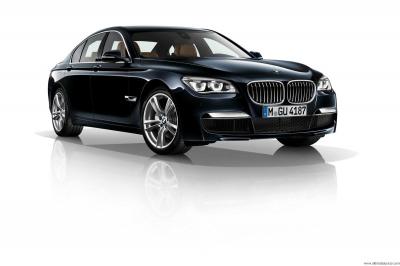 BMW F01 7 Series 740d xDrive (2009)