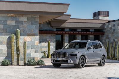 BMW X7 G07 LCI xDrive40d M (2023)