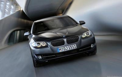 BMW F10 5 Series Sedan 525d xDrive (2012)