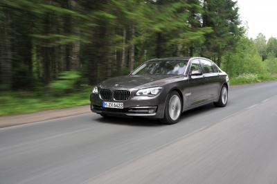 BMW F01 7 Series LCI 760i (2012)