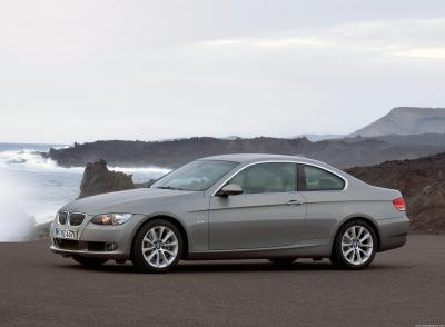 BMW E92 3 Series Coupe 320i (2007)