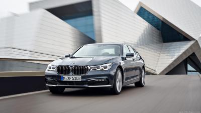 BMW G11 7 Series 740e iPerformance (2015)