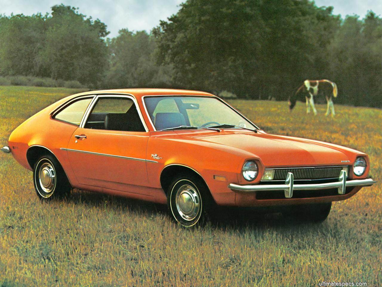 Ford Pinto 2-Door Sedan 1972