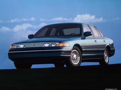 Ford Crown Victoria 1993 4.6 V8 (Interceptor Police Package) (1992)