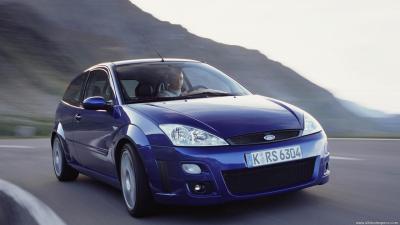 Ford Focus 1 3-door 2.0 TURBO RS (2002)