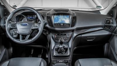 Ford Kuga III Vignale 1.5 EcoBoost 150HP 4x2 (2016)