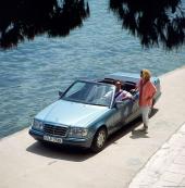 Mercedes Benz W124 Cabrio E 200