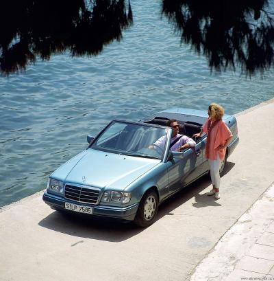 Mercedes 300 CE-24 Cabriolet Prospekt 1992 1/92 Autoprospekt brochure prospectus