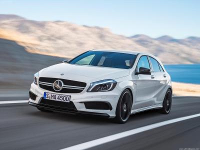 Mercedes Benz A Class (W176) A45 AMG 4MATIC Scheda Tecnica, consumi,  dimensioni