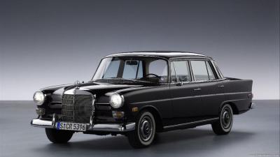 Mercedes Benz W110 Fintail / Heckflosse 190 D (1961)