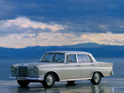 Mercedes Benz W112 300 SE Cabriolet (1962)