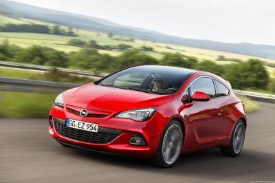 Fiche technique Opel Astra J GTC par Motorisation et version