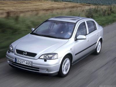 Specs for all Opel Astra G Sedan versions