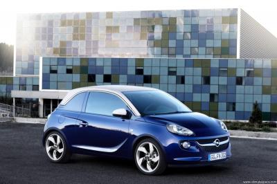 Specs for all Opel Adam versions