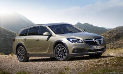 Tell temperament her Opel Insignia Country Tourer 2.0 Turbo 250HP 4X4 Auto Technical Specs,  Dimensions
