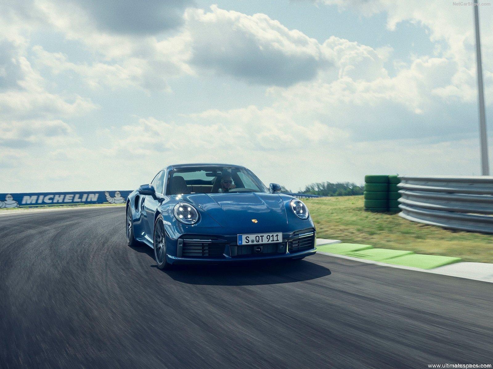 Porsche 911 Coupe (992 Series)