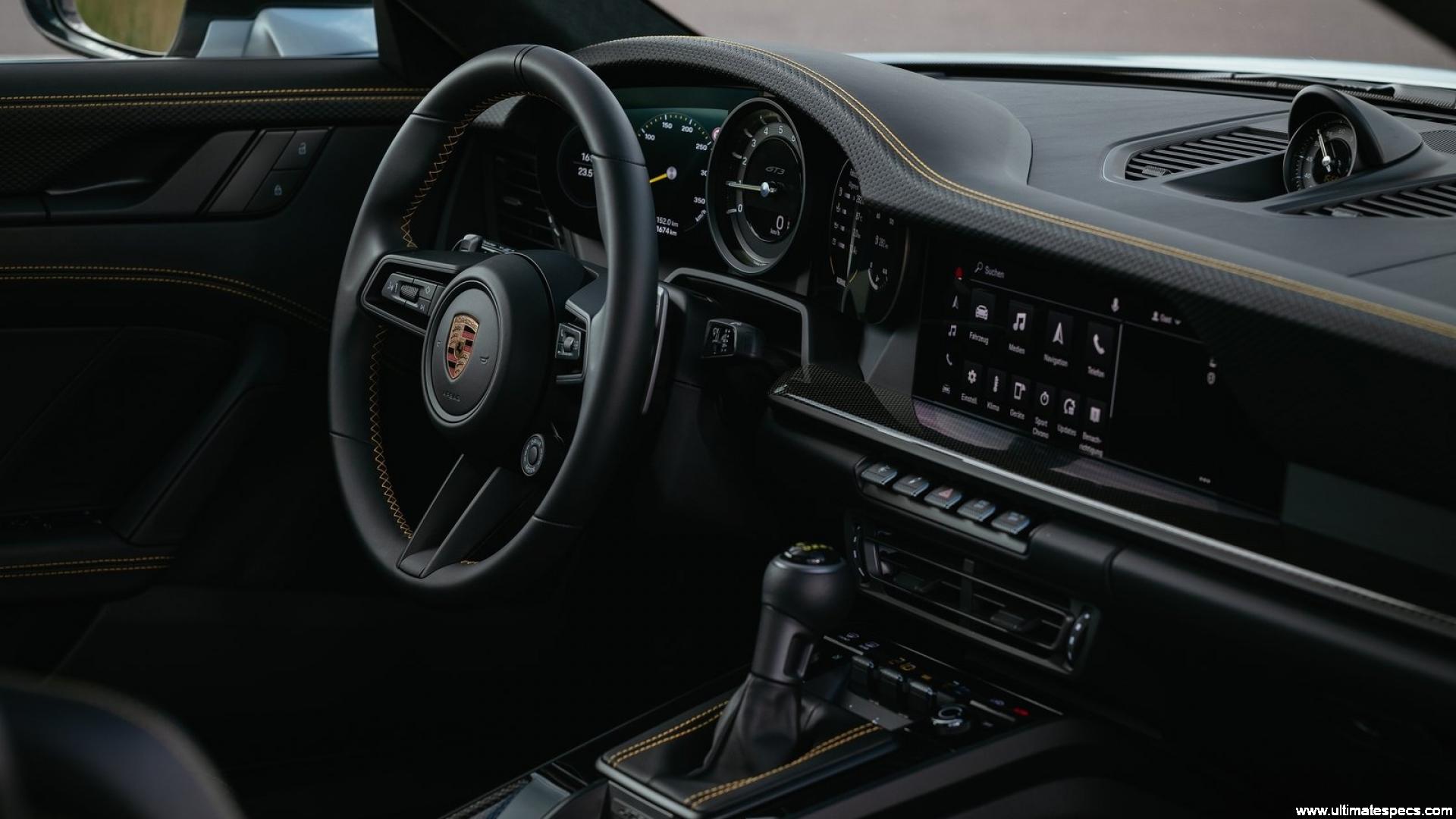 Porsche 911 Coupe (992 Series)