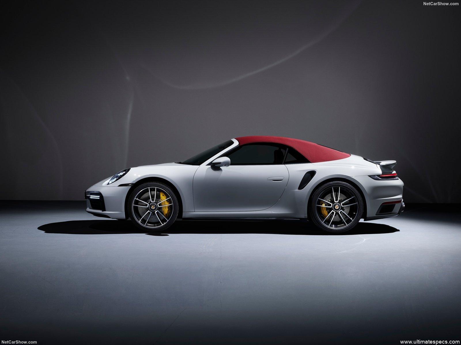 Porsche 911 Cabriolet (992 Series)