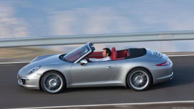 Porsche 911 Cabriolet (991 Series) Carrera 4 GTS (2014)