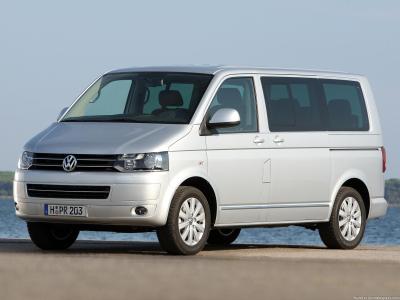 Volkswagen Multivan T5.2 SWB Highline 2.0 TDI BMT (2012)
