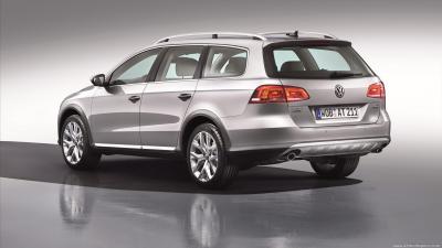 Volkswagen Passat B7 Alltrack 2.0 TDI 140HP BlueMotion Technology specs,  dimensions