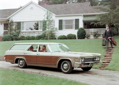 Chevrolet Caprice Custom Wagon 1966 427 V8 Turbo-Jet 390HP 3-speed Manual Special (1965)
