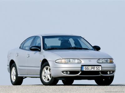 Chevrolet Alero 2.4 auto (1999)