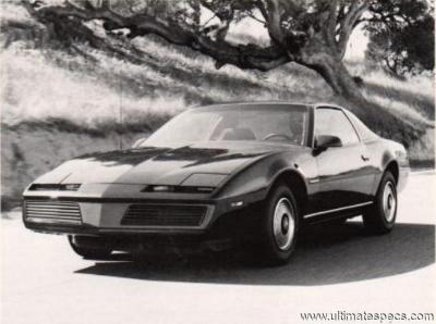Pontiac Firebird Base 1982 2.5 EFI 5-speed (1983)