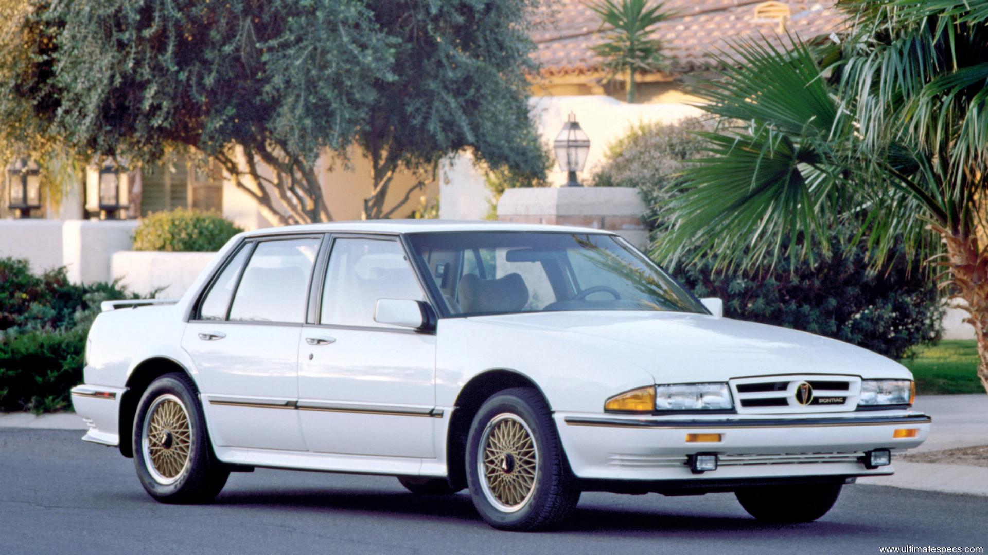 Pontiac bonneville. Понтиак Бонневиль. Понтиак Бонневиль 1987. Понтиак Бонневиль 8 поколения. Понтиак Бонневиль 1991.