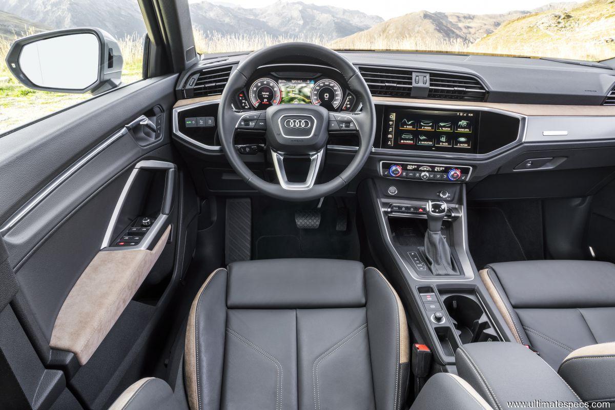 Audi Q3 (F3)