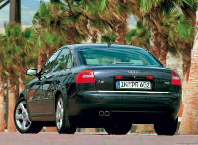 Audi A6 (C5) RS6 Avant Quattro (2002)