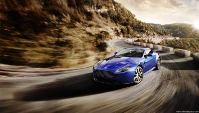 Aston Martin Vantage V8 (2013)