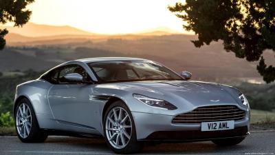 Aston Martin DB11 V8 (2017)