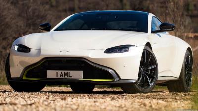 Aston Martin Vantage 2019 V8 (2018)