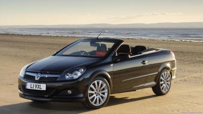 Vauxhall Astra TwinTop 2.0 Turbo 200HP (2006)