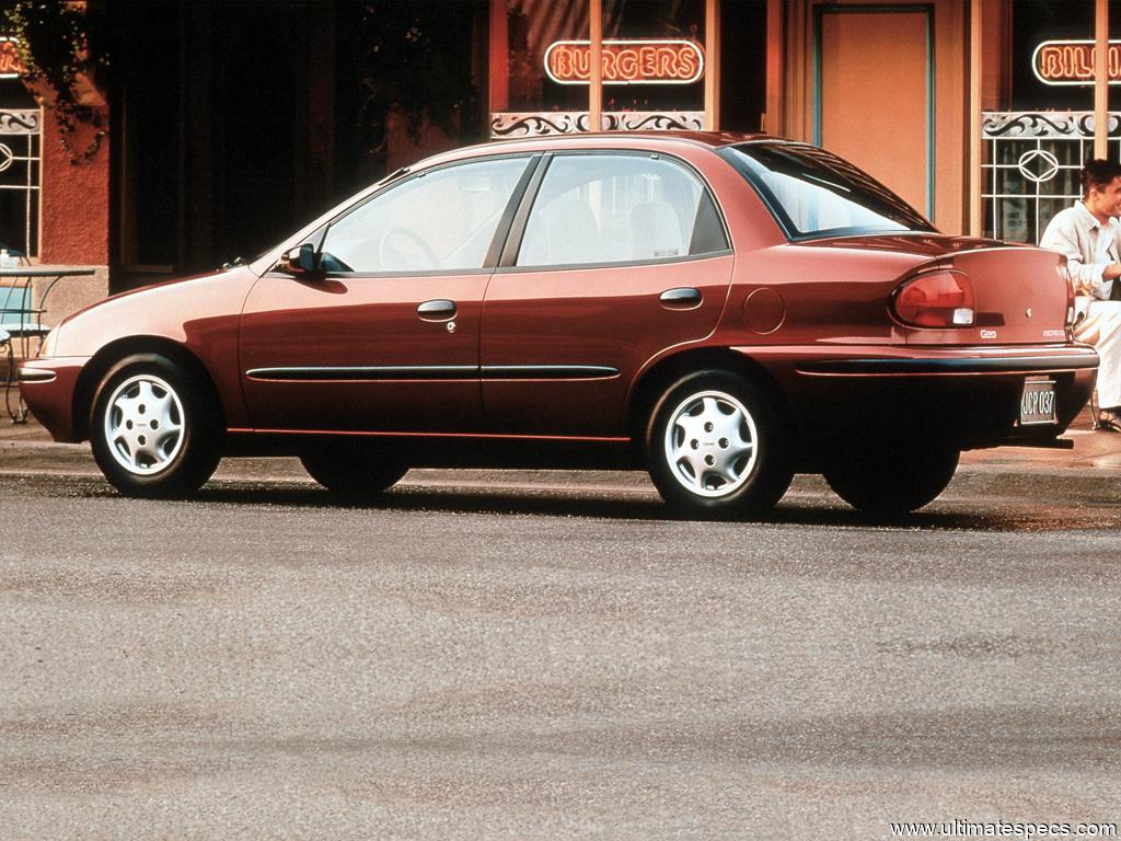 Geo Metro Sedan 1995