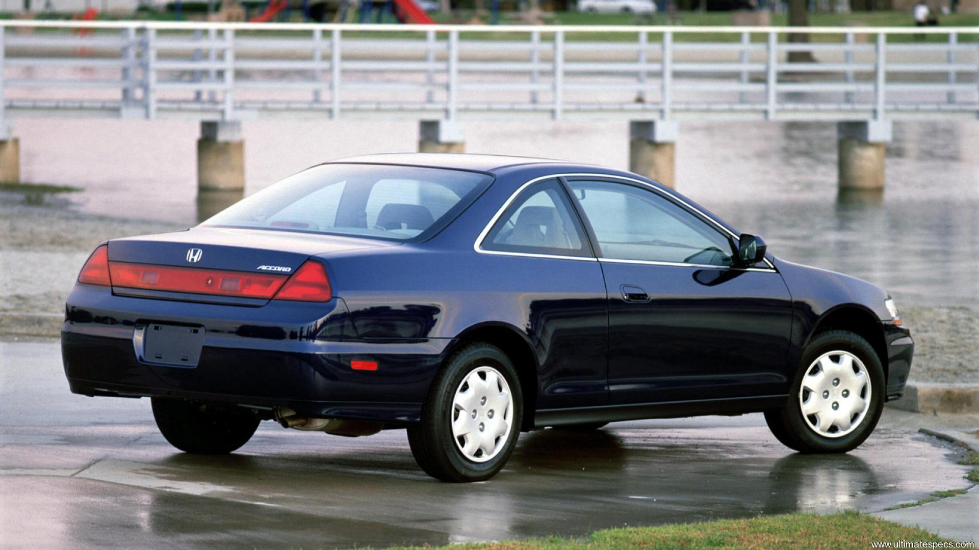 Honda Accord VI Coupe