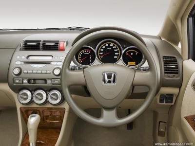 Honda Fit Aria 1.5W 4WD (2006)