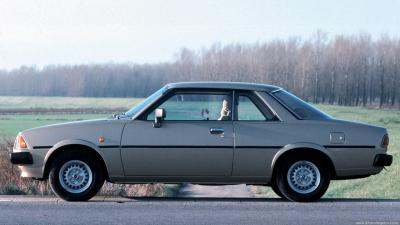 Mazda 626 I HardTop 1.6 (1980)